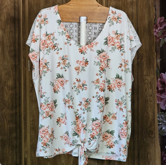 Bobbie Brooks Tops - Womens top